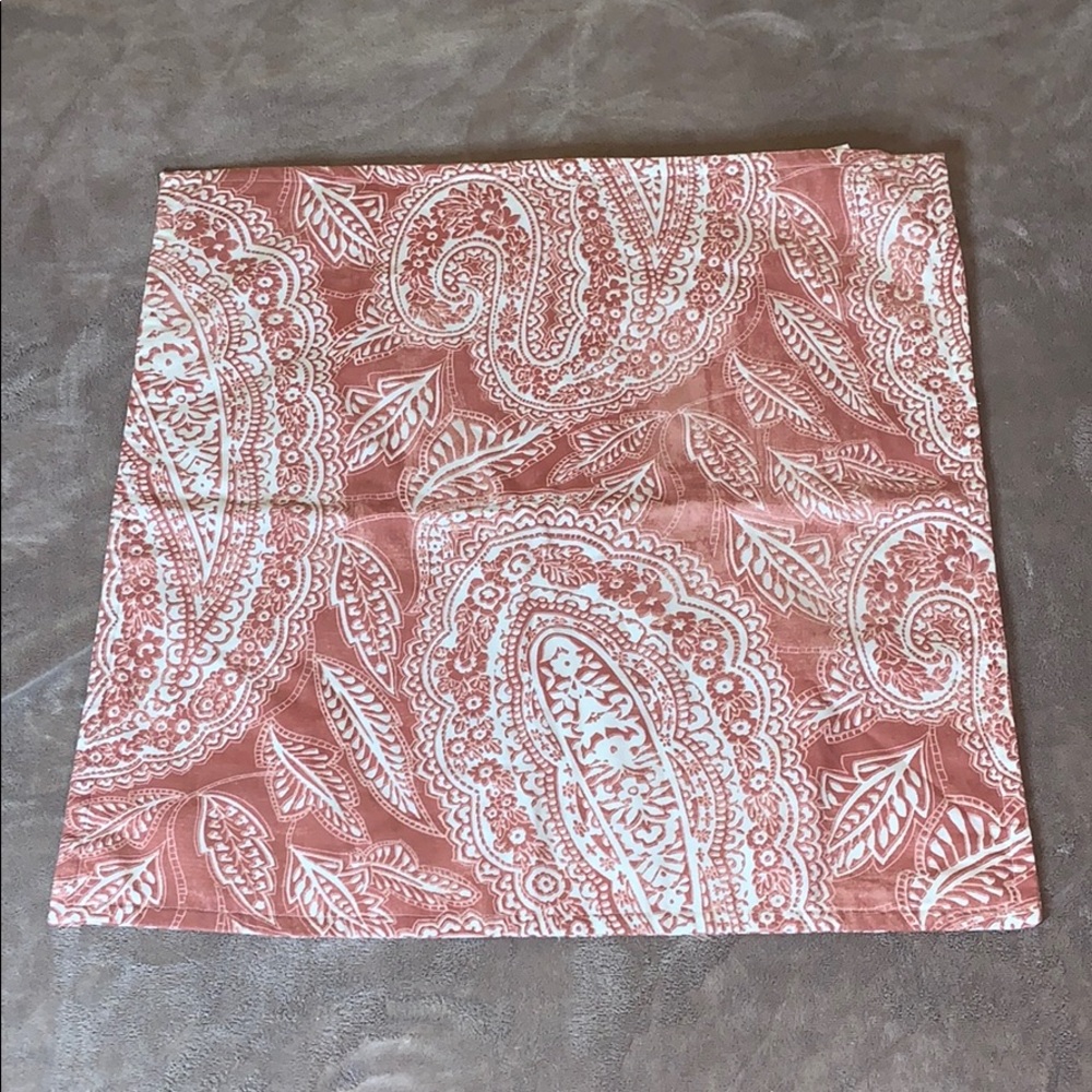 NEW 1 Pottery Barn Pillow Sham (24”x24”)